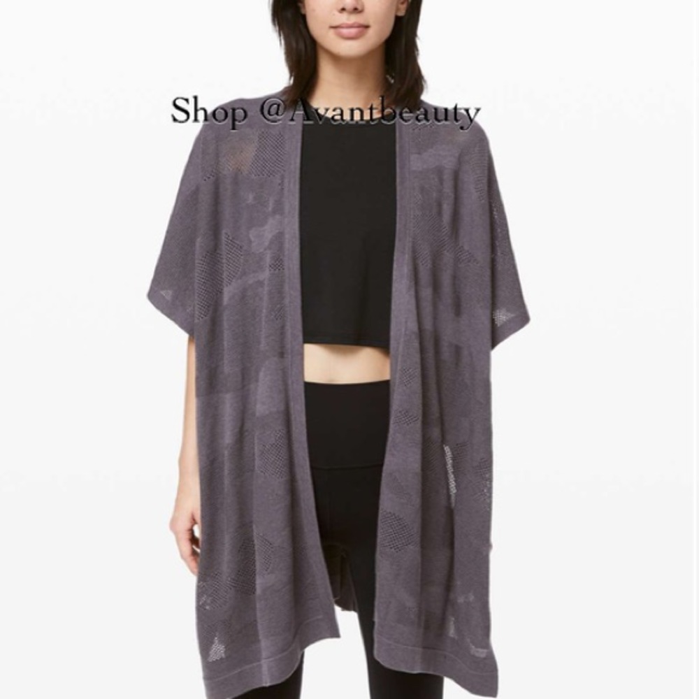 NWT LULULEMON FIND YOUR LIGHT WRAP HEATHERED MOONWALK ONE SIZE